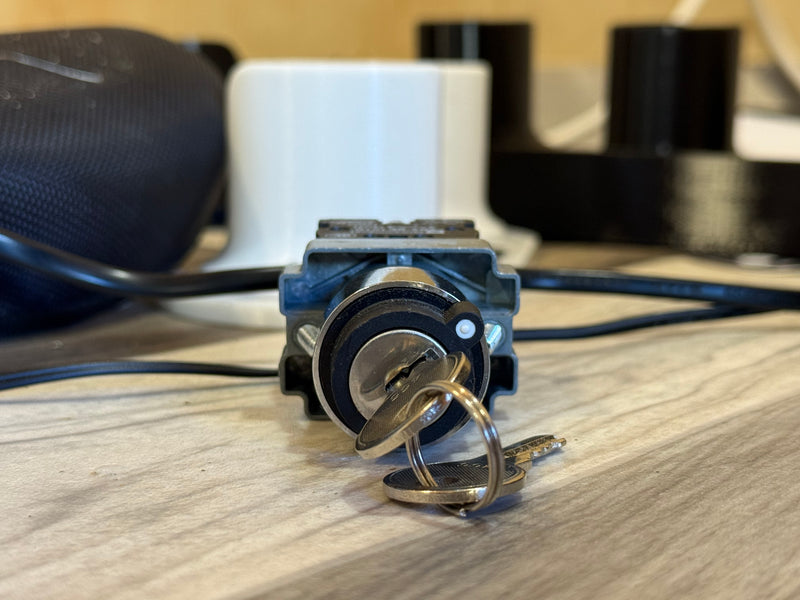 XB2-BG21 2-Position Self-Locking Key Switch