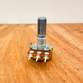 WH148 B10K Potentiometer – 20mm Shaft, 3-Pin, Linear Taper