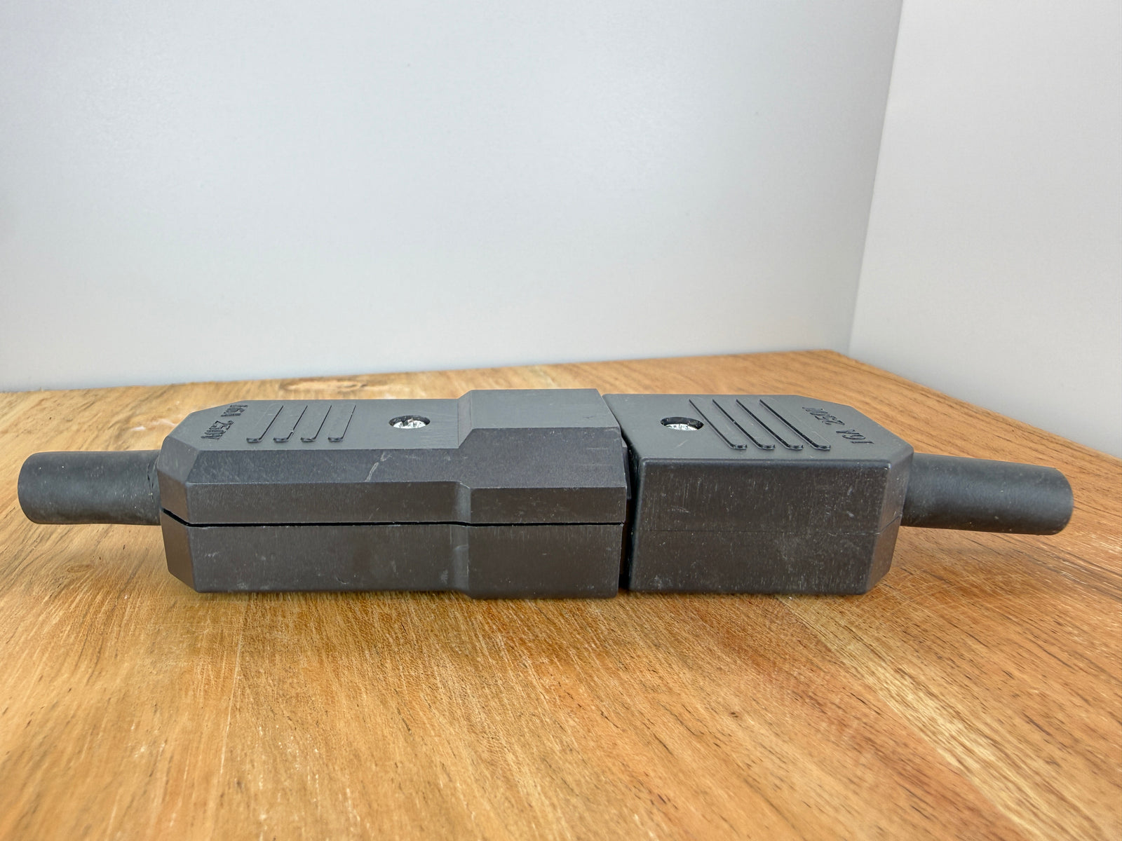 IEC320 C14 Male Power Plug Connector 10A 250V