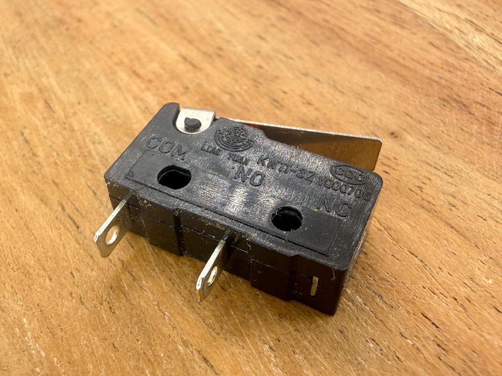 KW11-3Z Mini Micro Limit Switch 2 Pin
