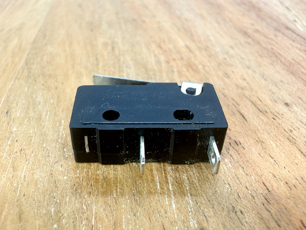 KW11-3Z Mini Micro Limit Switch 2 Pin